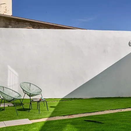 Ajuda Charm With Garden Appartamento Lisbona